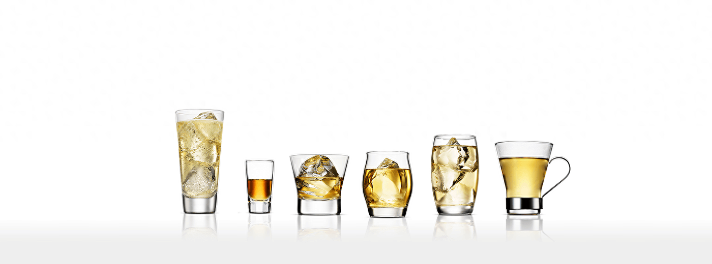 威士忌酒杯类型多样，不同杯型的用途也有所不同。选对酒杯，可以助你在不同的场景下拥有更好的威士忌品鉴体验。图片来源：whisky.suntory.com一、郁金香杯（Copita/Tulip Glass）适用场景