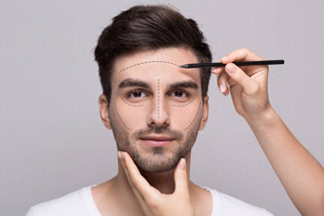 男士护肤：简单实用的男性护肤方法！