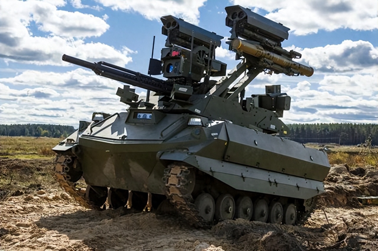 俄罗斯军队和其他很多军队一样都在认真研究机器人技术和人工智能在现代战场上的作用。俄罗斯认为近期不可能实现像《终结者》系列电影里的那种完全由自主机器人实施战斗的场面