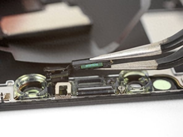 因零件配对要求，iFixit下调苹果iPhone 14机型可维修得
