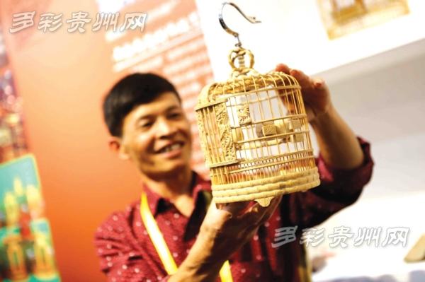 中国(贵州)第一届国际民族民间工艺品文化产品博览会，于9月24日至9月28日在贵安新区举行。贵州是非物质文化遗产大省，现有国家级非物质文化遗产(以下简称“非遗”)名录85项(140处
