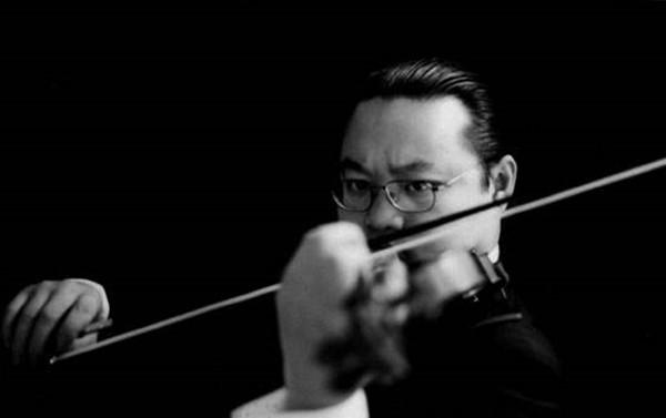 李洋和陈响，一个在北京，一个在成都，一个曾受大提琴家罗斯特罗波维奇指点，一个是小提琴家梅纽因的高徒，两位演奏家从未同台合作过，但在朋友的撮合下，两人打算合办一场音